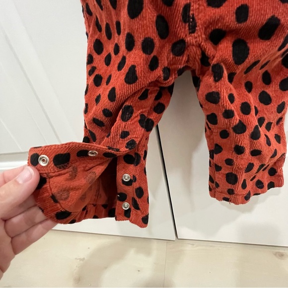 Hanna Anderson Corduroy Overalls. Animal print. Burnt Orange Size 12-18 Month - Picture 6 of 13